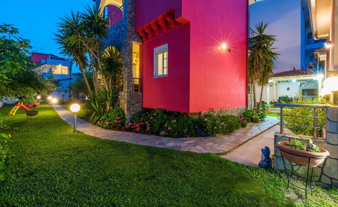 Toroni Paradise Studios